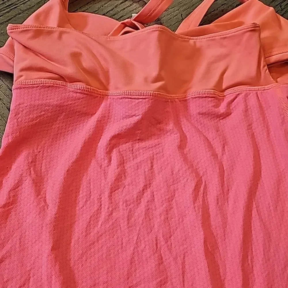 Lululemon orange wrap it tank top with built in sports bra size
